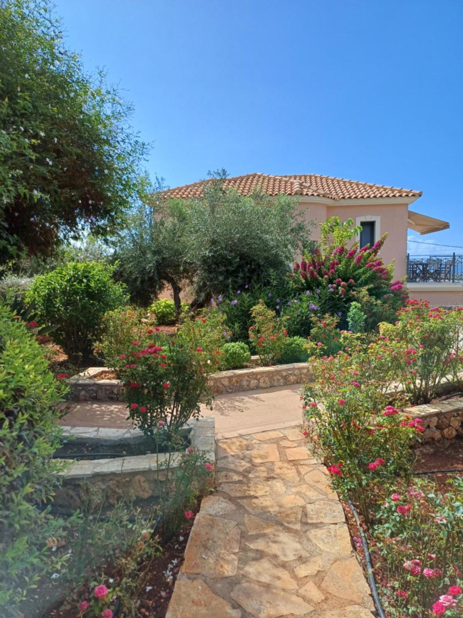 Korallis Villas Karavados Exterior photo